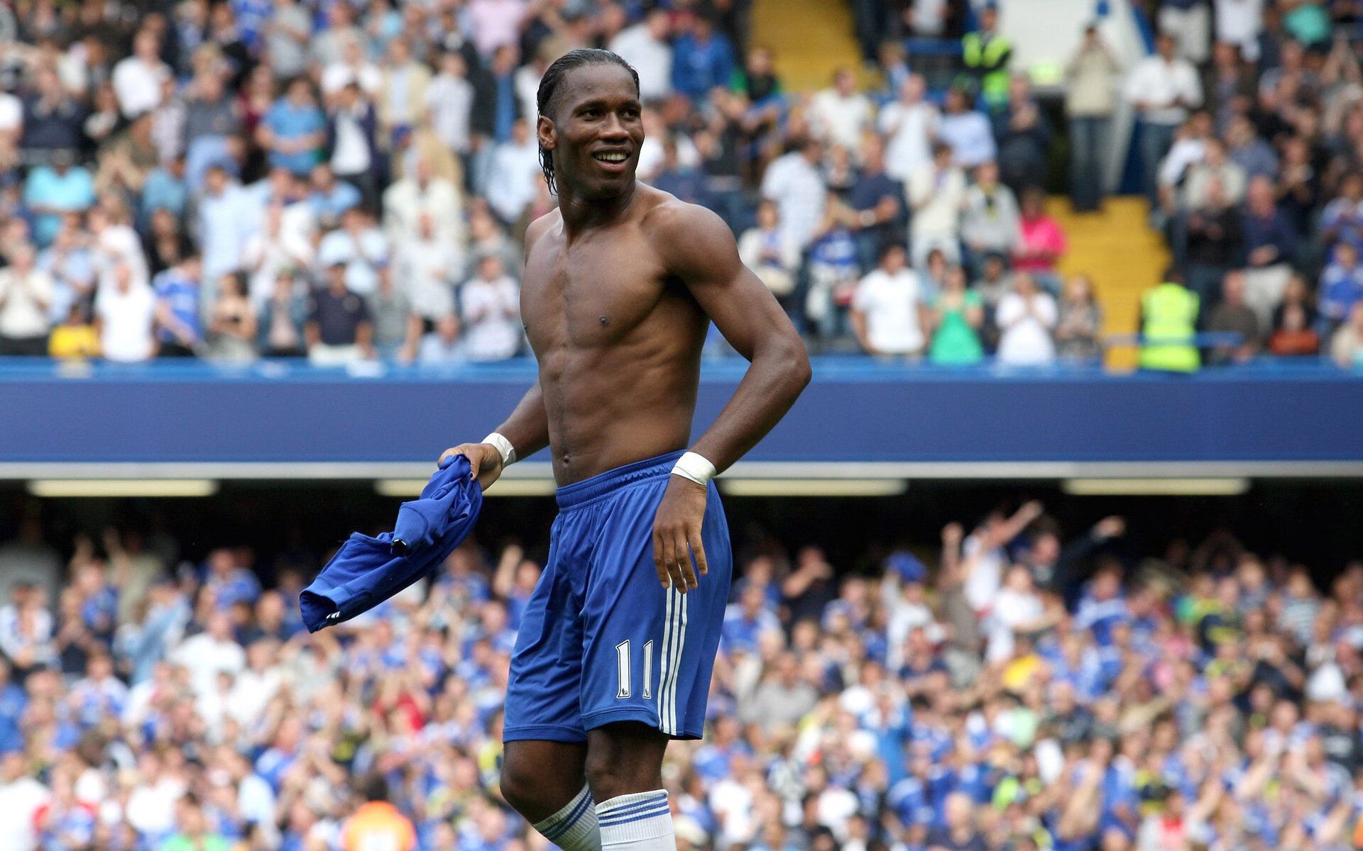 《PUBGMobile》“星际之战”线上线下同步进行!